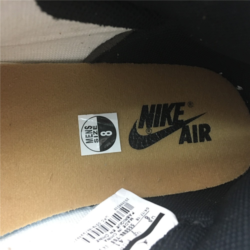 Air Jordan 1 Rookie of the Year 555088-700
