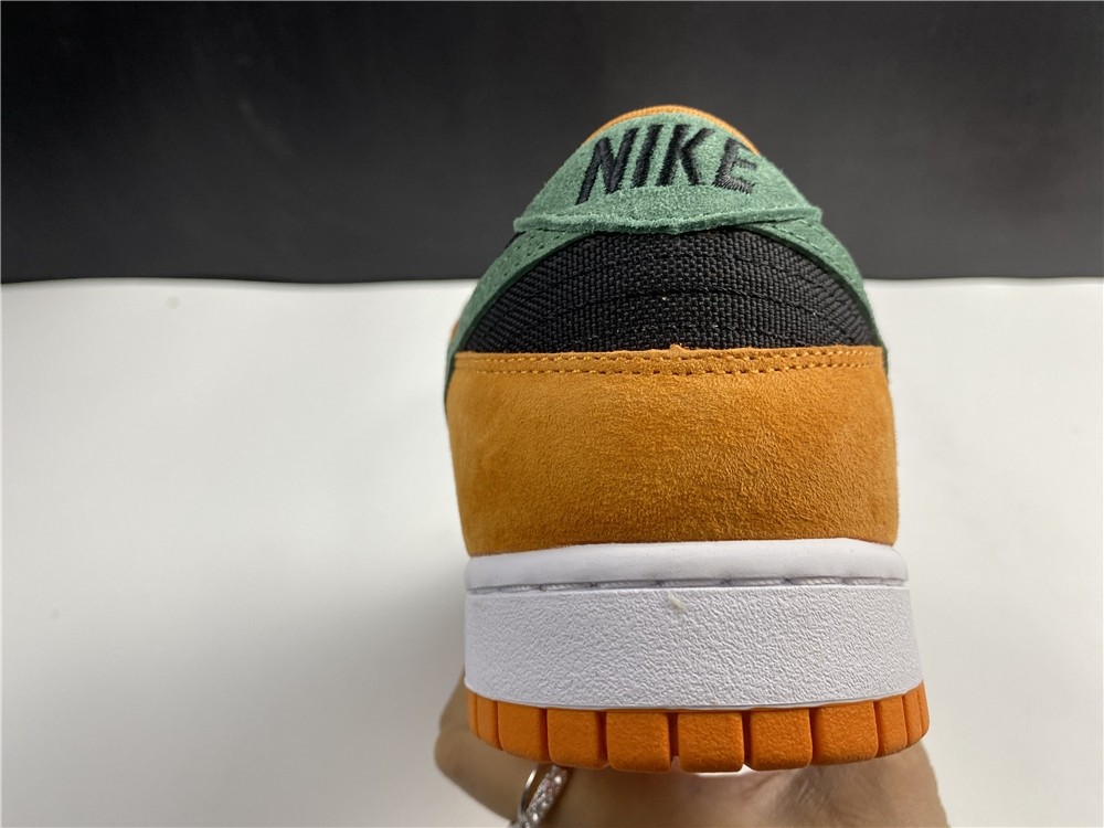 Nike Dunk Low SP “Ceramic” DA1469-001