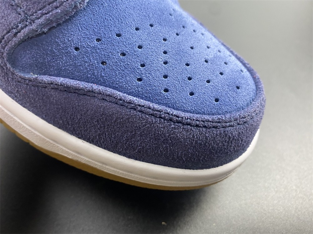 Nike SB Dunk Low “Barcelona” DJ0606-400