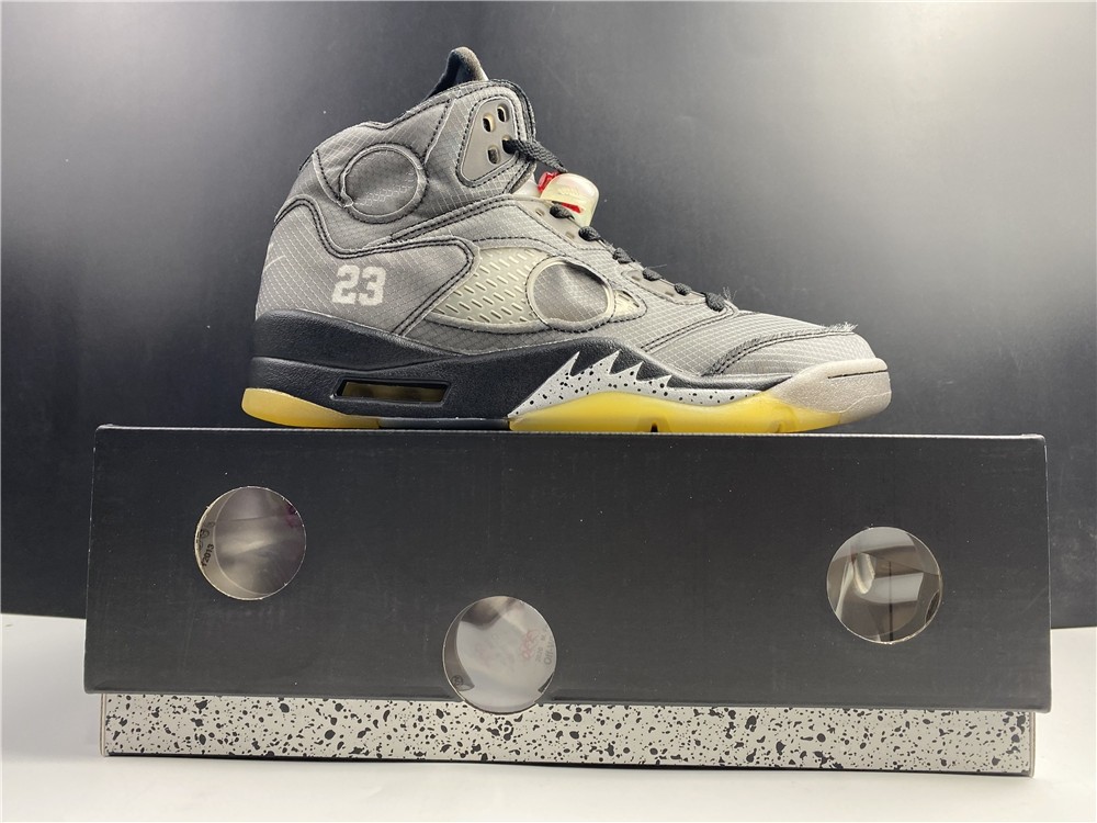 Off-White Air Jordan 5 CT8480-001