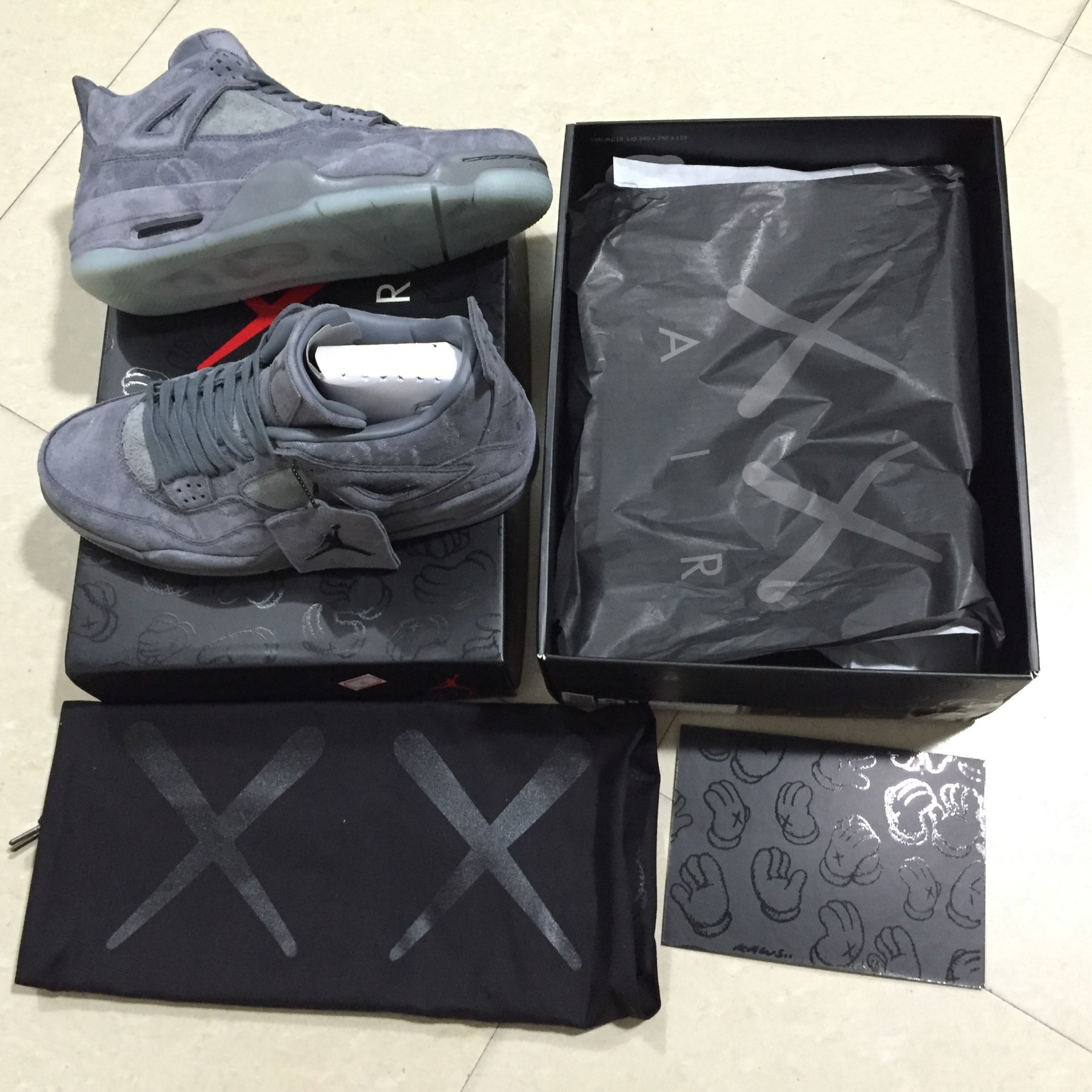 Nike Air Jordan 4 retro kaws cool grey 930155 003