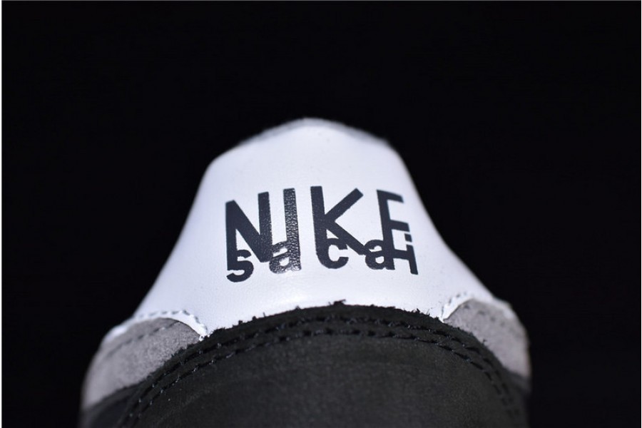 Sacai x Nike LDV Waffle Black BV0073-001